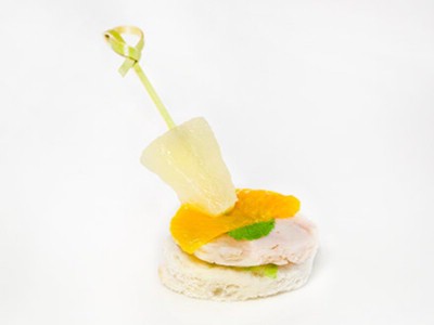 куриный рулет с фруктами 10шт 550р.jpg куриный рулет с фруктами 10шт 550р.jpg
